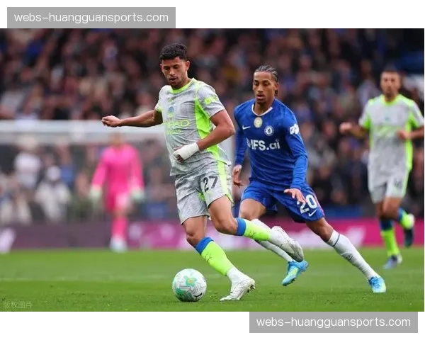 曼城3-0切尔西争冠希望：蓝月亮重燃卫冕可能，天王山之战定冠军归属
